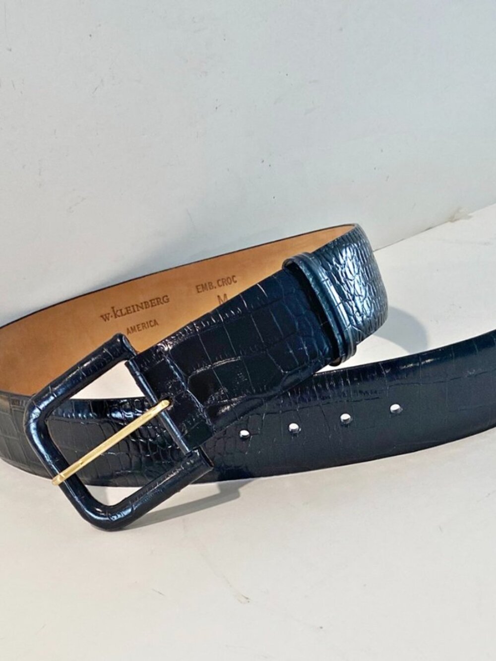 W Kleinberg America Womens Fashion Belt Black Embossed Croc 2" Wide M New